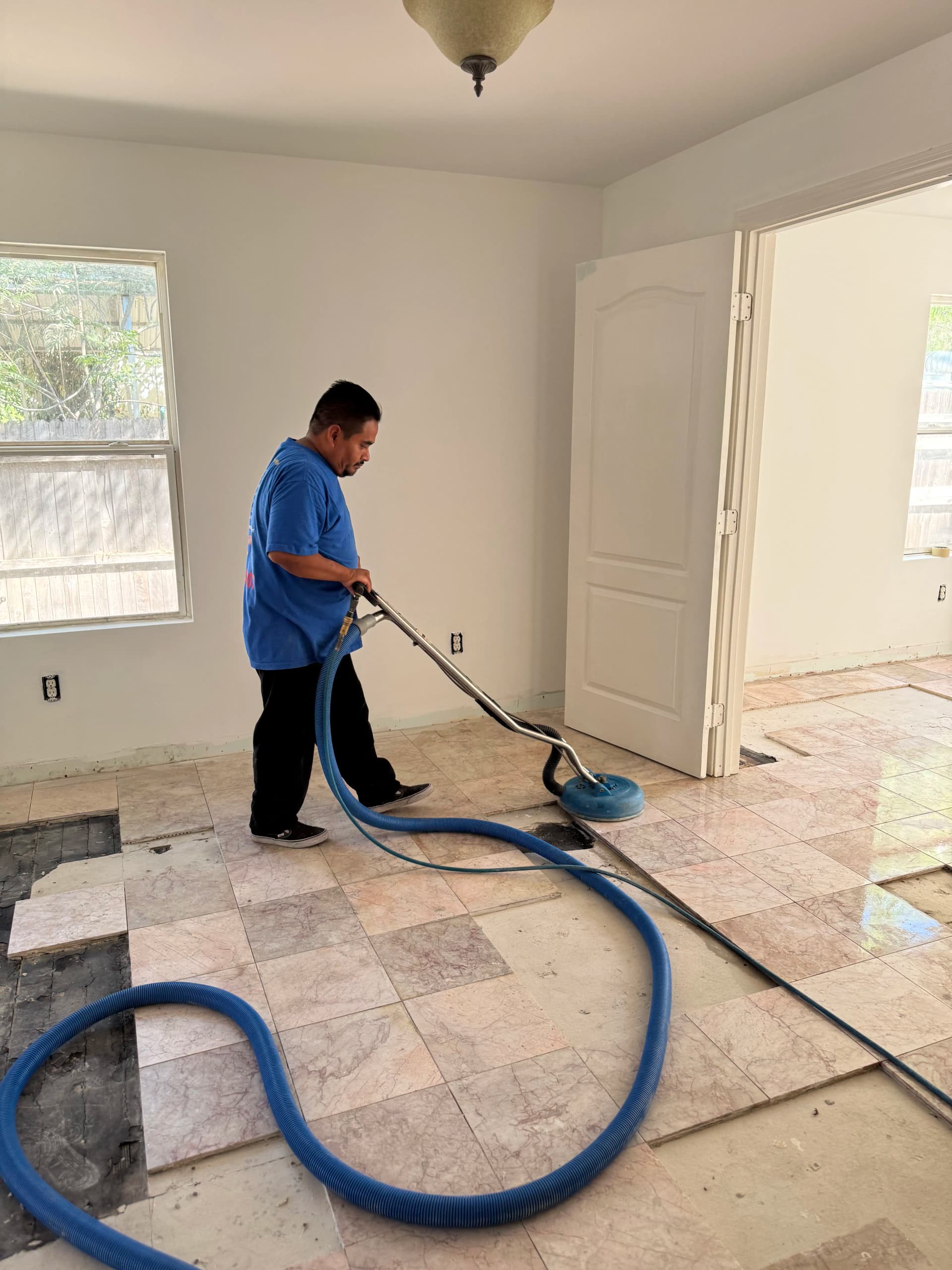 Gallery photos for Deep Tile and Grout Cleaning in Santa Clarita: Image #2
