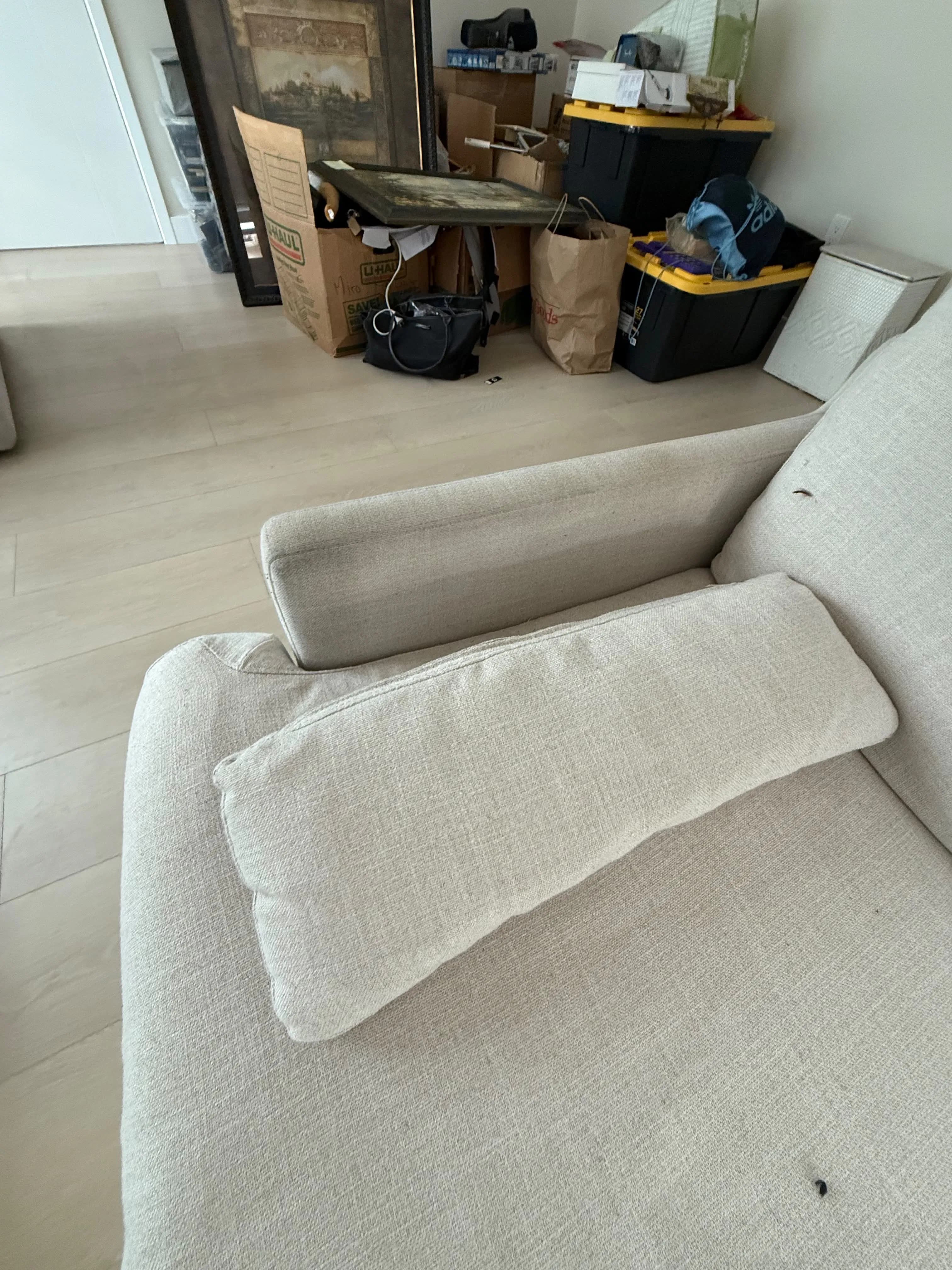 Project Sofa Cleaning That Makes Your Whole Room Feel Fresh Again in Glendale image