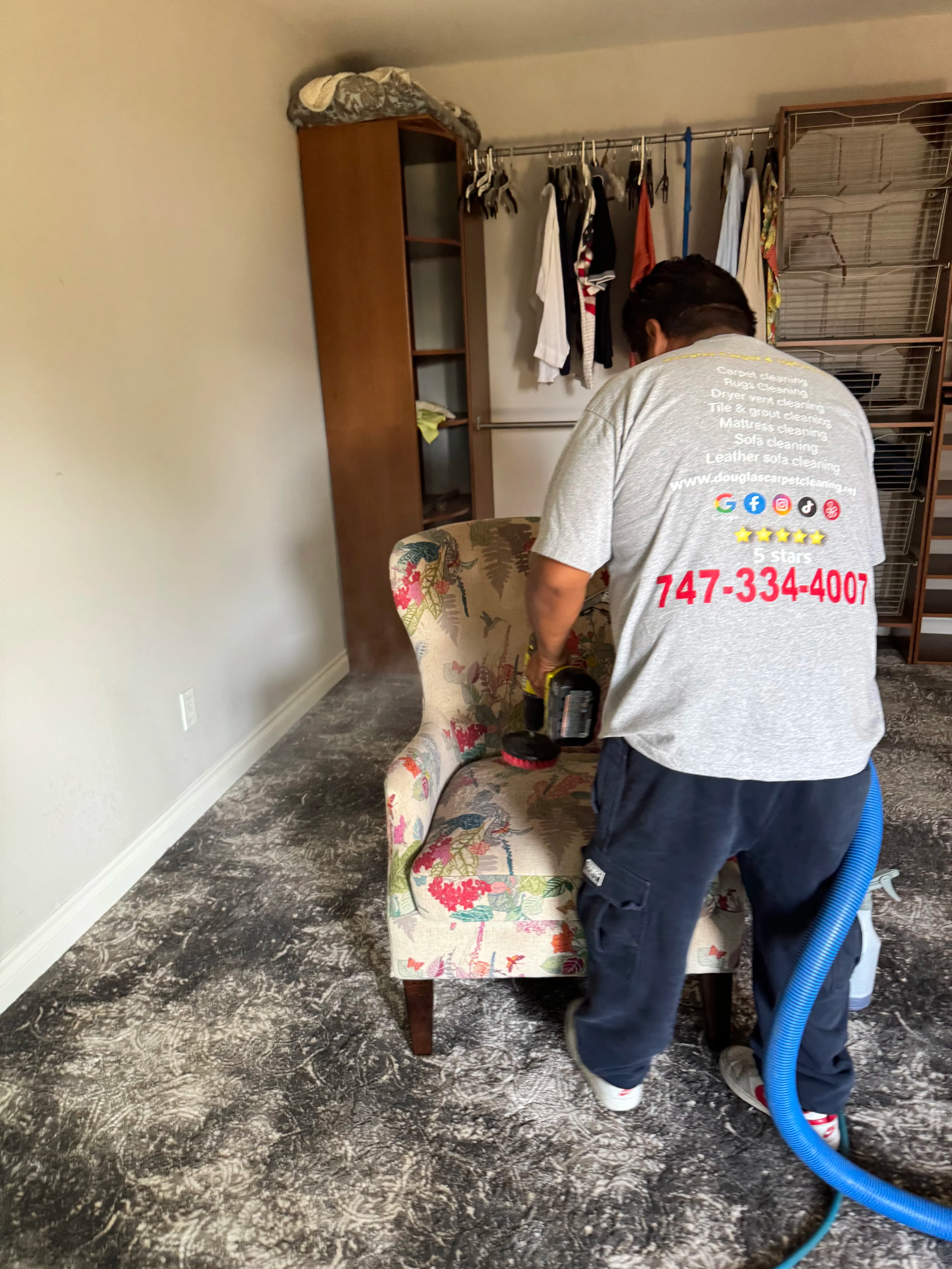 Project Chair Upholstery Cleaning Done Right in Sierra Madre image