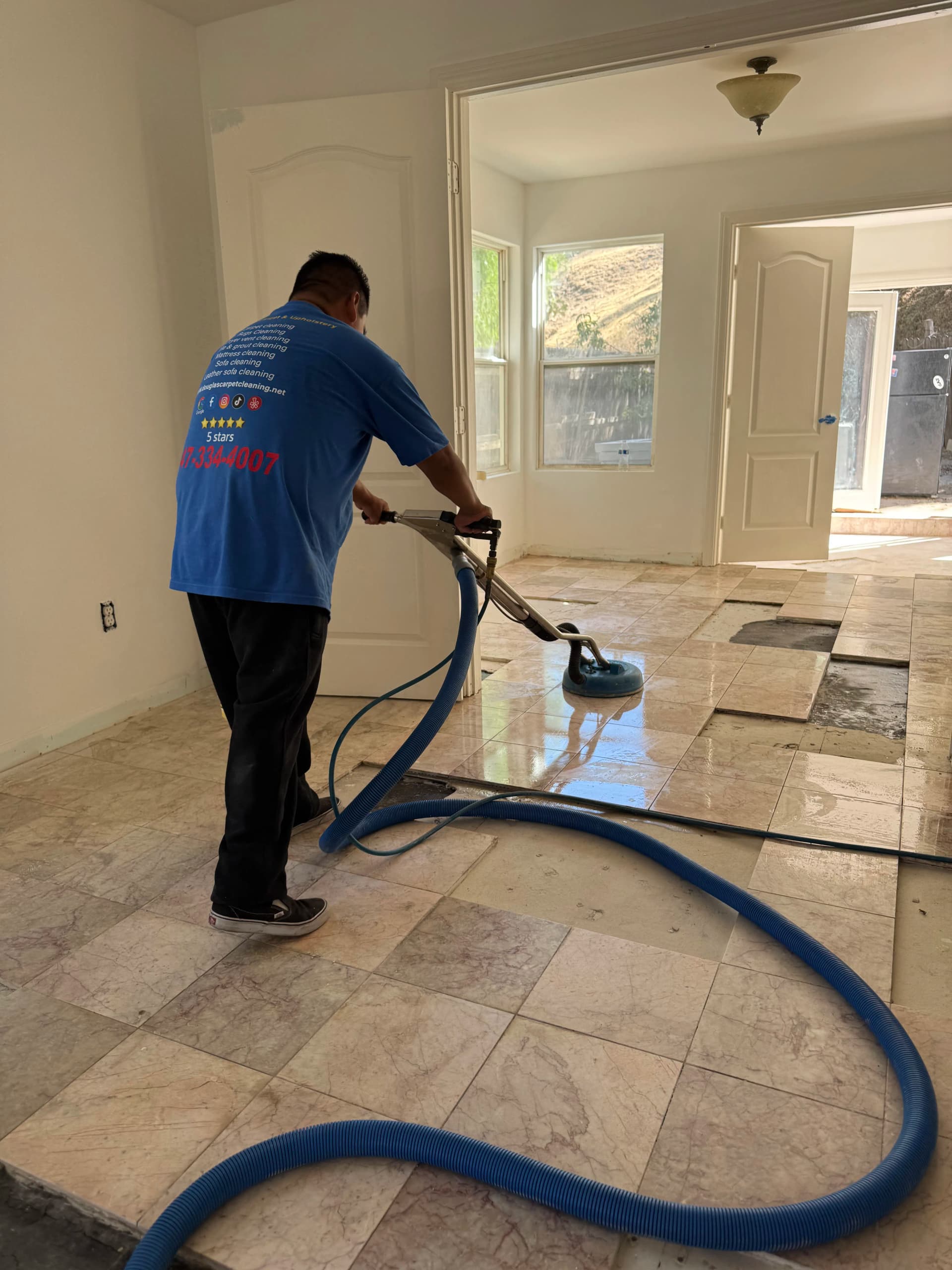 Gallery photos for Deep Tile and Grout Cleaning in Santa Clarita: Image #3