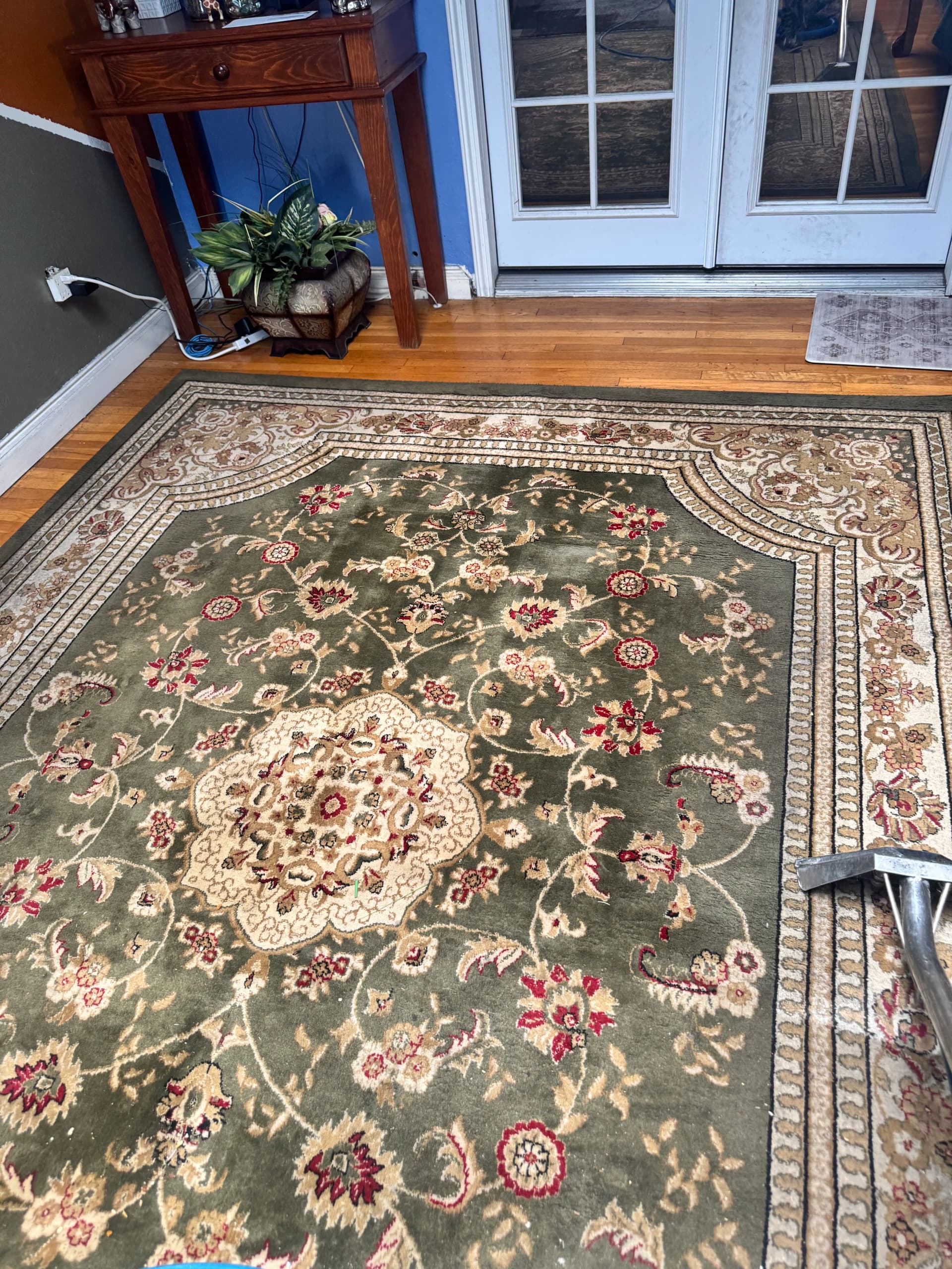 Gallery photos for Area Rug Cleaning for a Los Angeles Home: Image #2