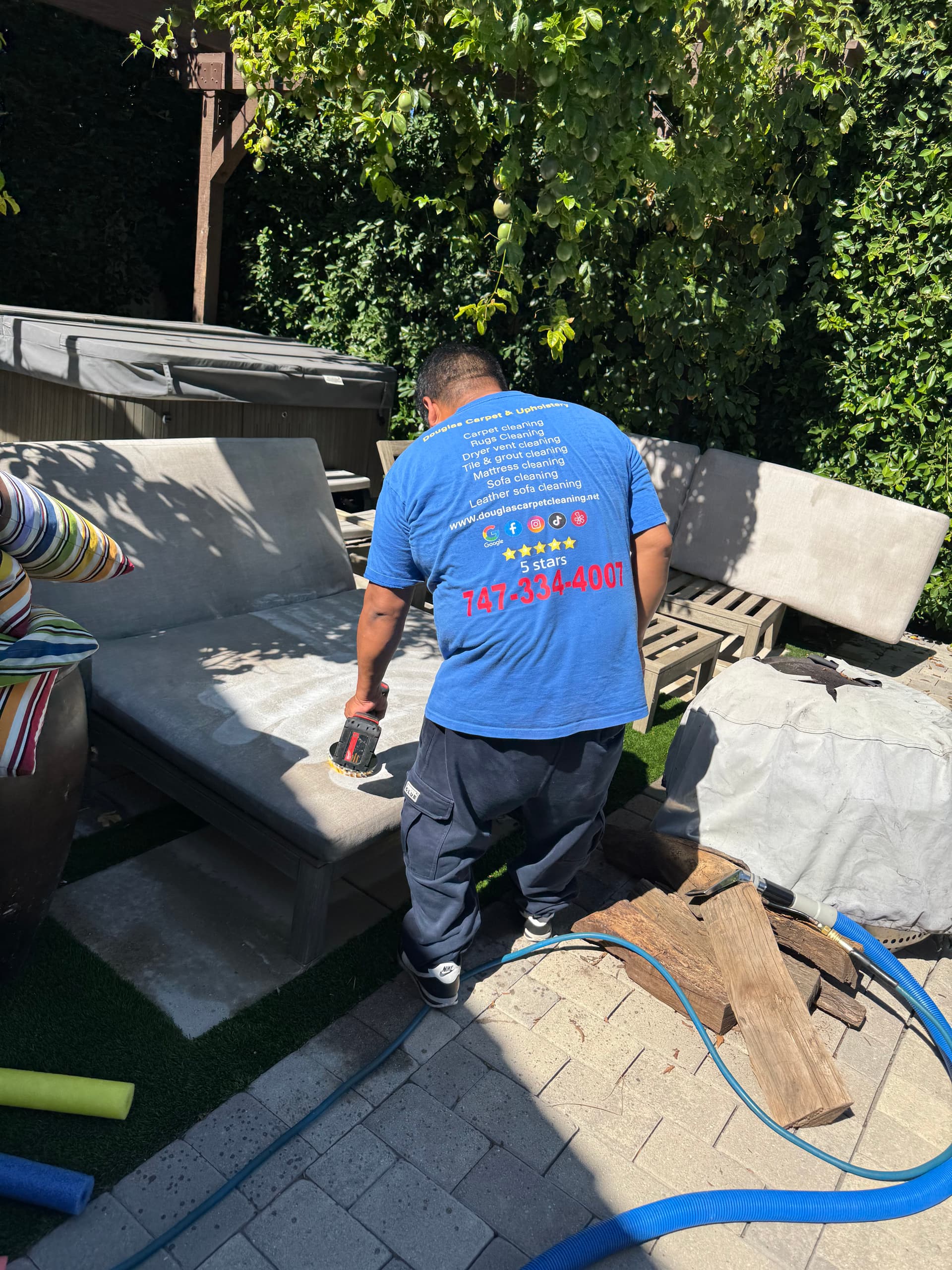 Gallery photos for Patio Chaise Lounge Deep Clean in North Hollywood: Image #3