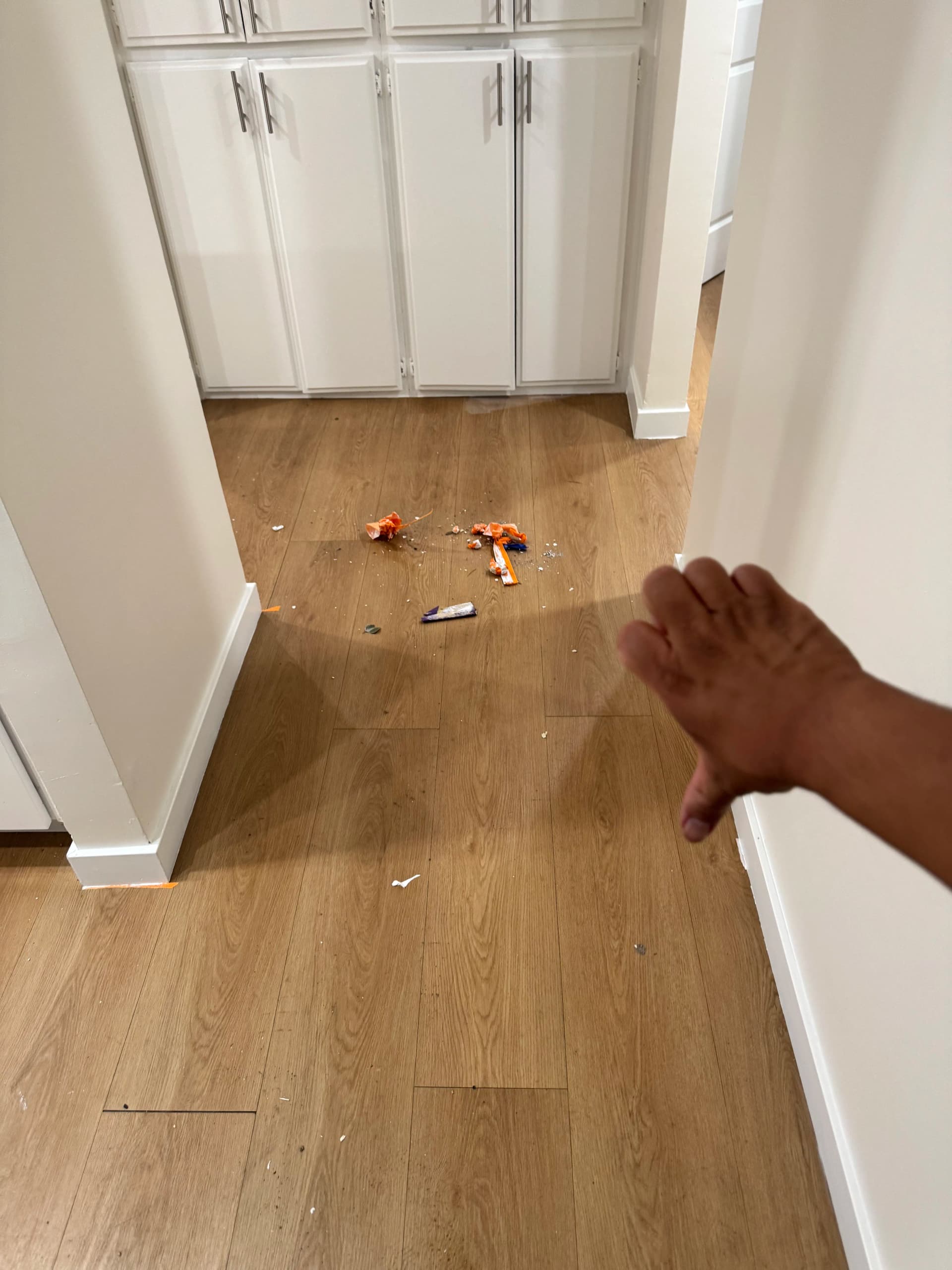 Van Nuys Home Cleaning That Actually Gets Every Corner image