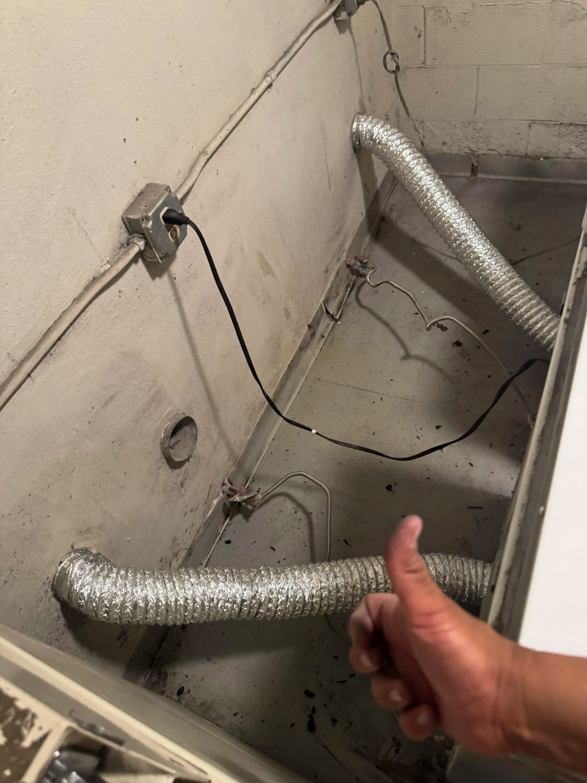Gallery photos for Dryer Vent Cleaned and Replaced - Here's What We Found: Image #2