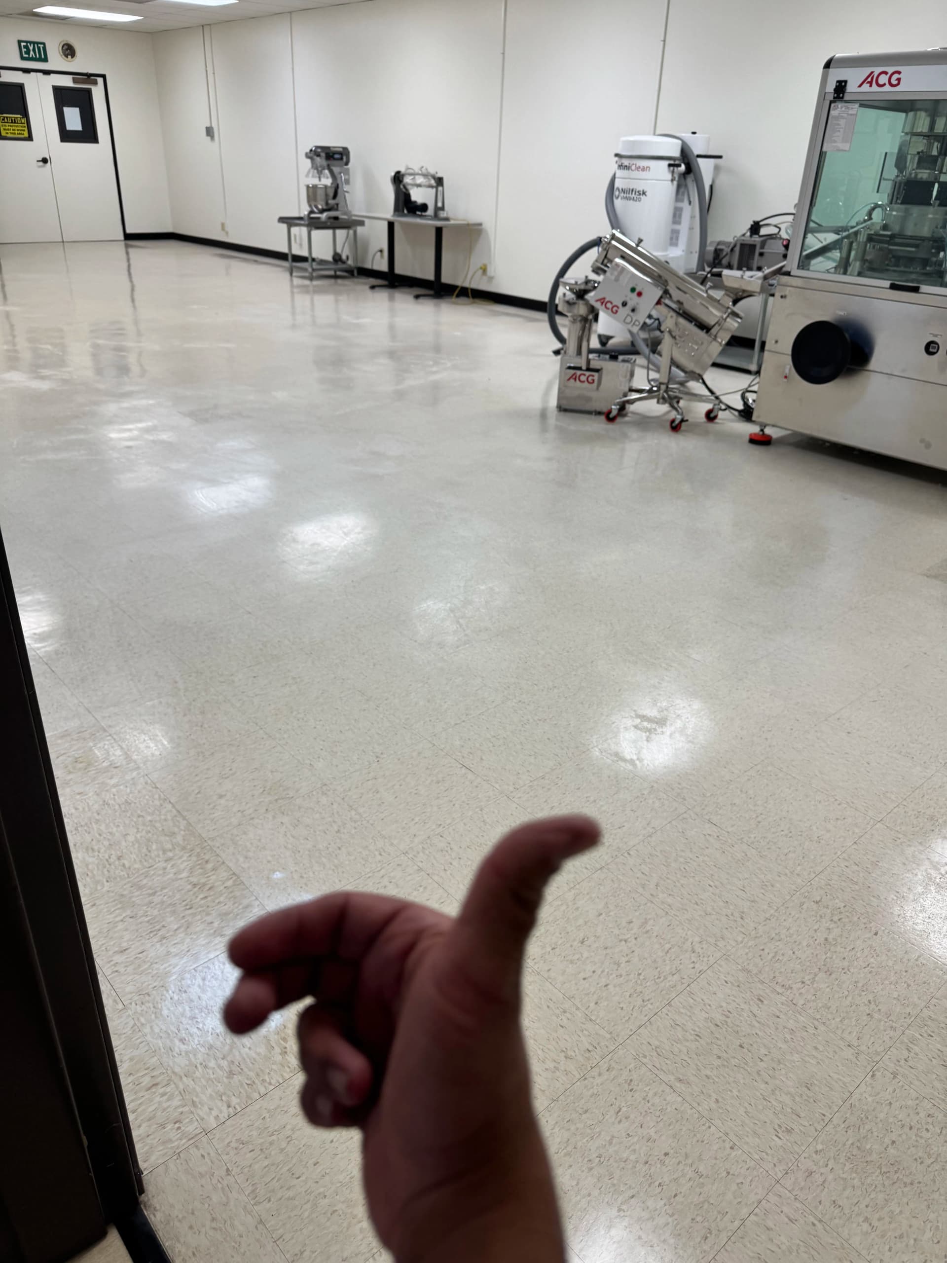 Gallery photos for VCT Floor Cleaning Done Right in Pasadena: Image #2