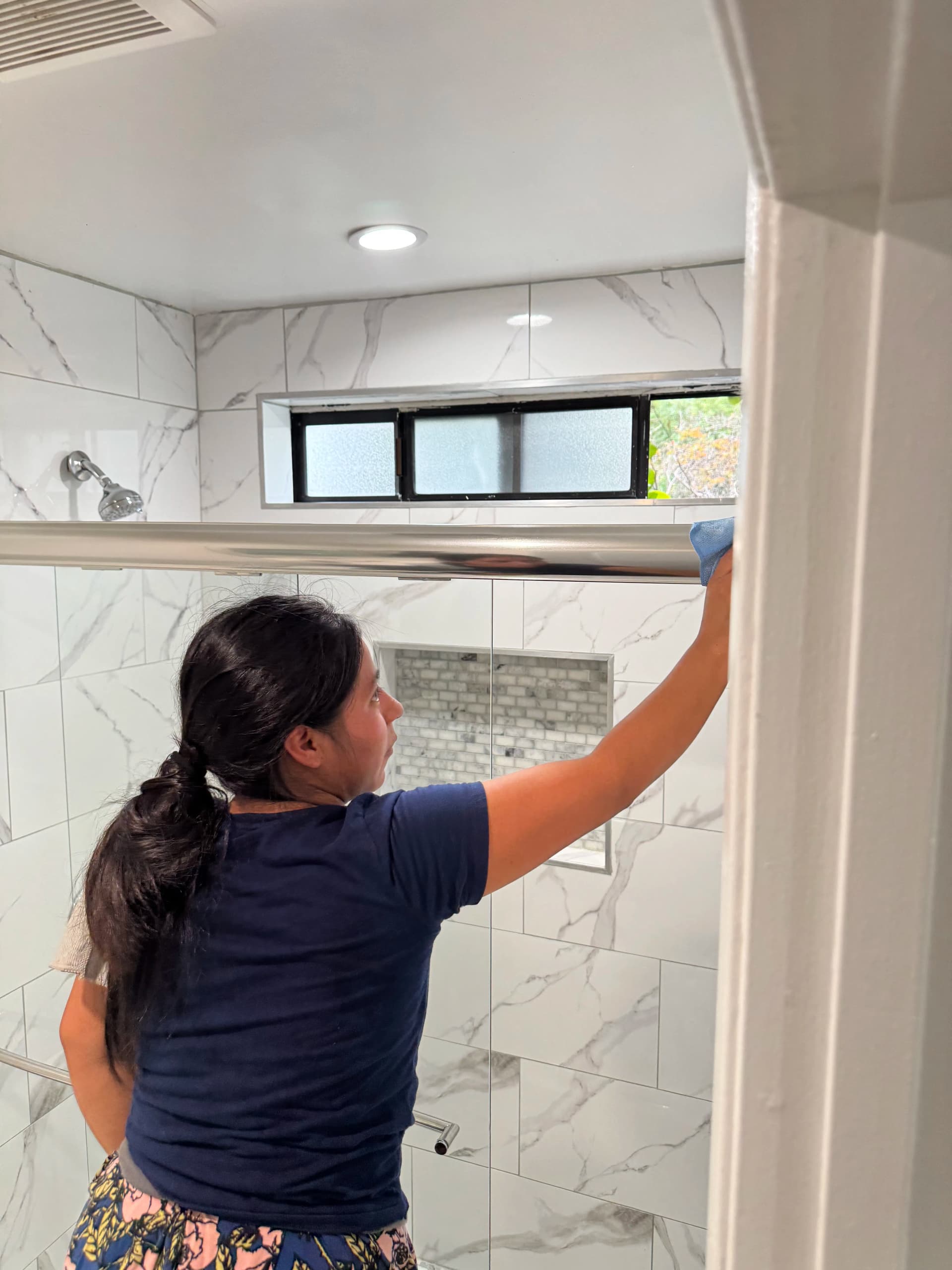 Van Nuys House Cleaning That Gets Every Corner Right image
