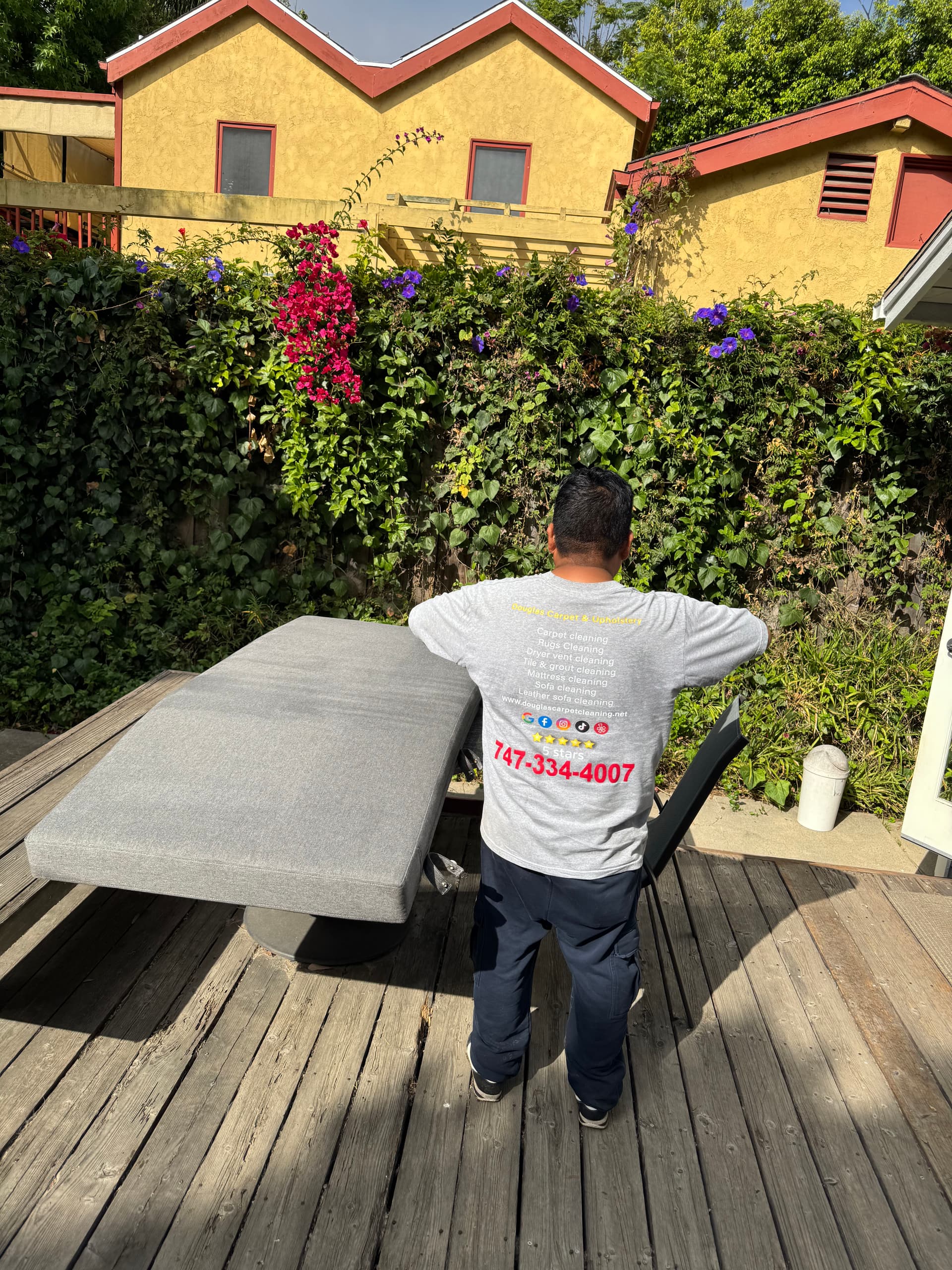 Gallery photos for Sofa Cushion Upholstery Cleaning in Culver City: Image #3
