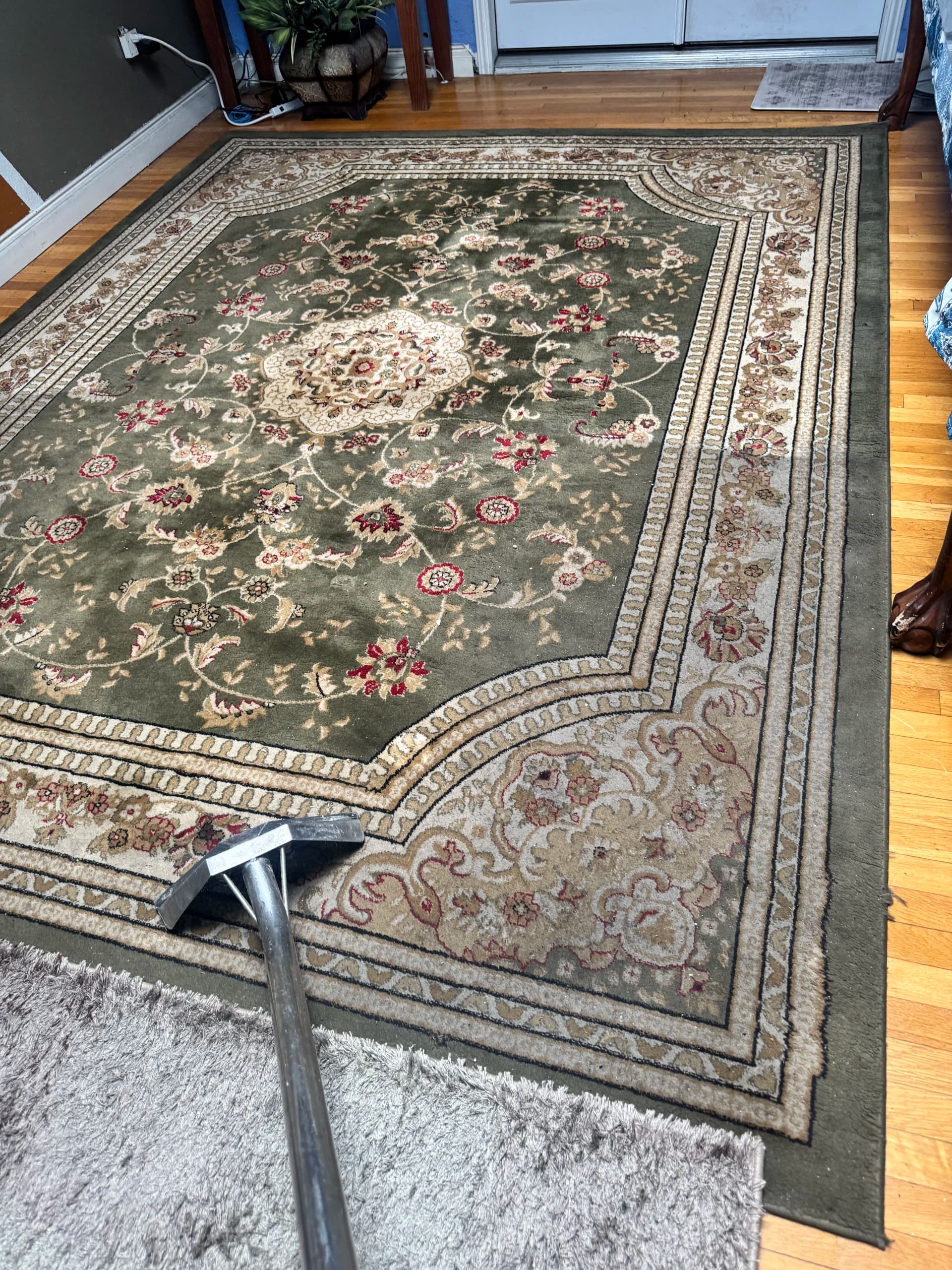 Gallery photos for Area Rug Cleaning for a Los Angeles Home: Image #1