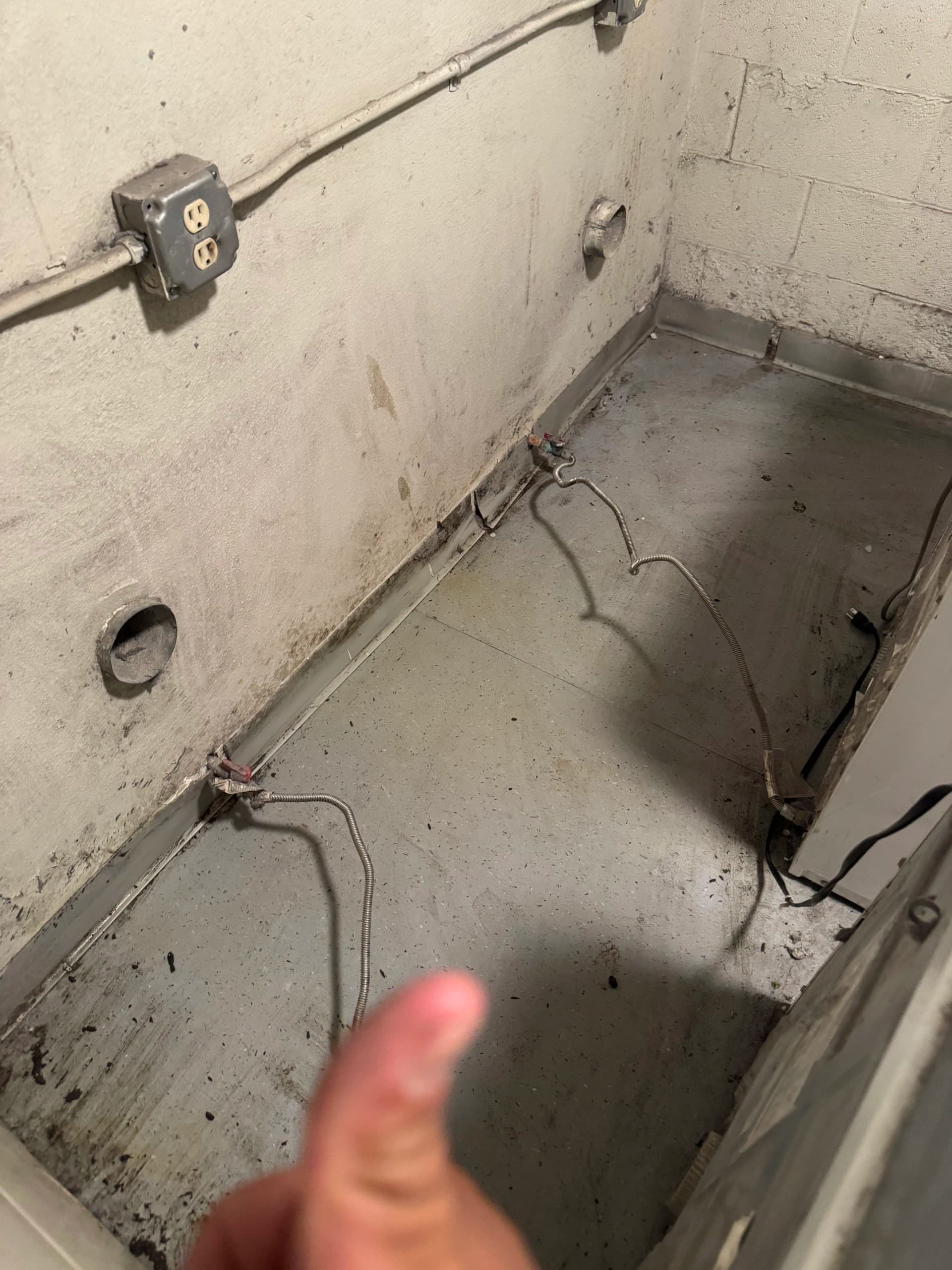 Gallery photos for Dryer Vent Cleaned and Replaced - Here's What We Found: Image #3