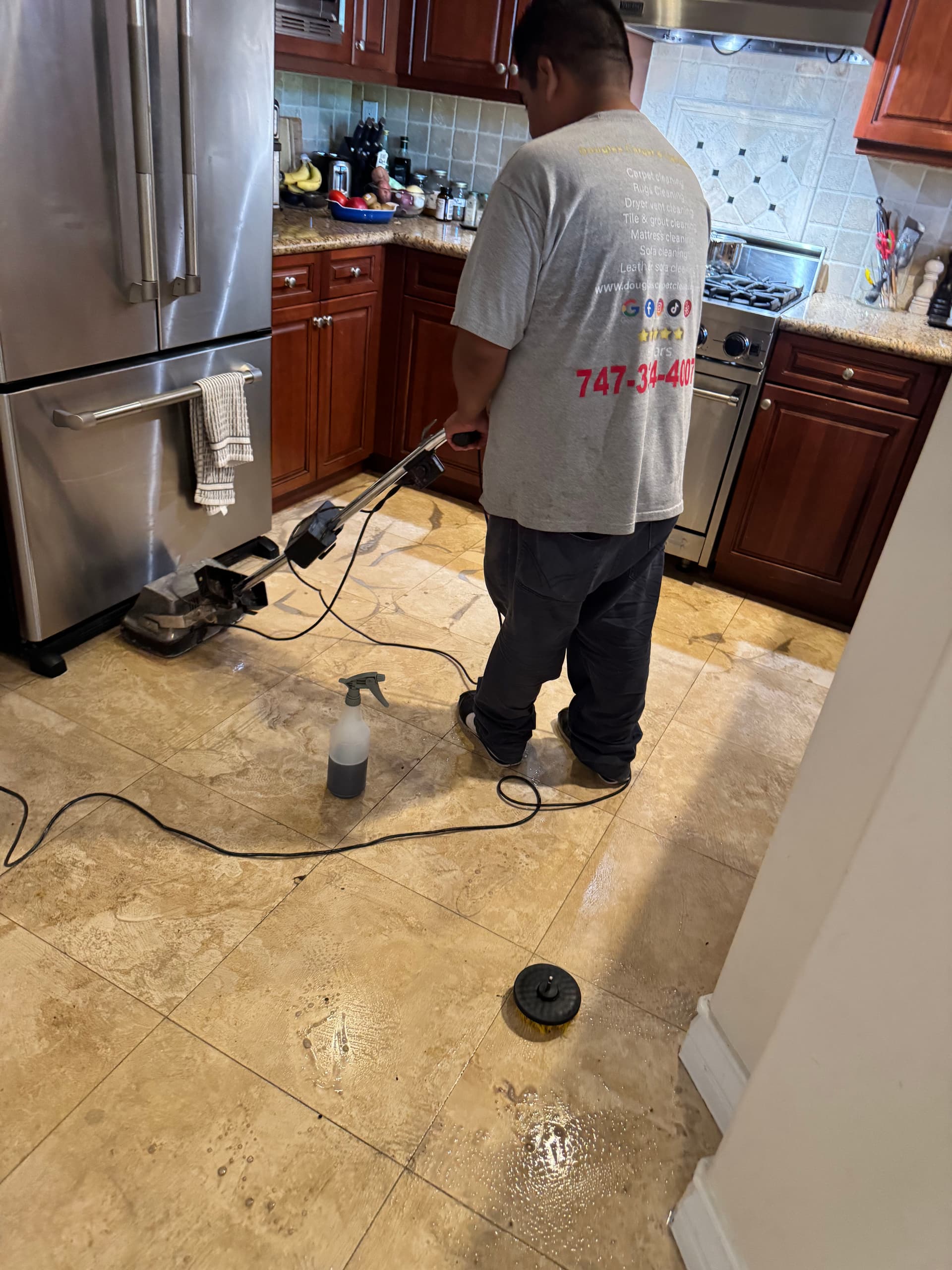Gallery photos for Stone Tile and Grout Cleaning in Beverly Hills Kitchen: Image #1