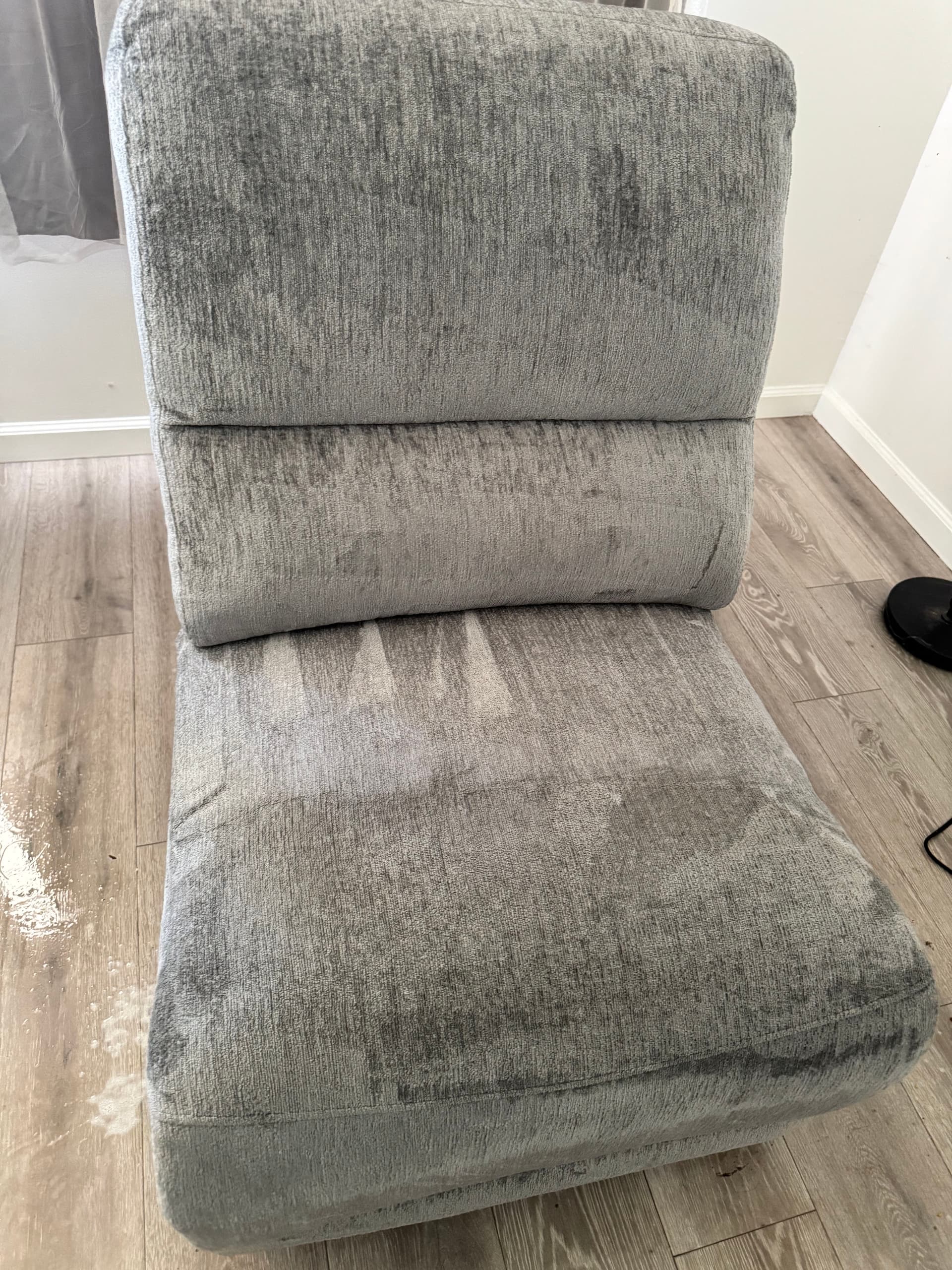 Gallery photos for North Hollywood Sectional Sofa Deep Clean: Image #3