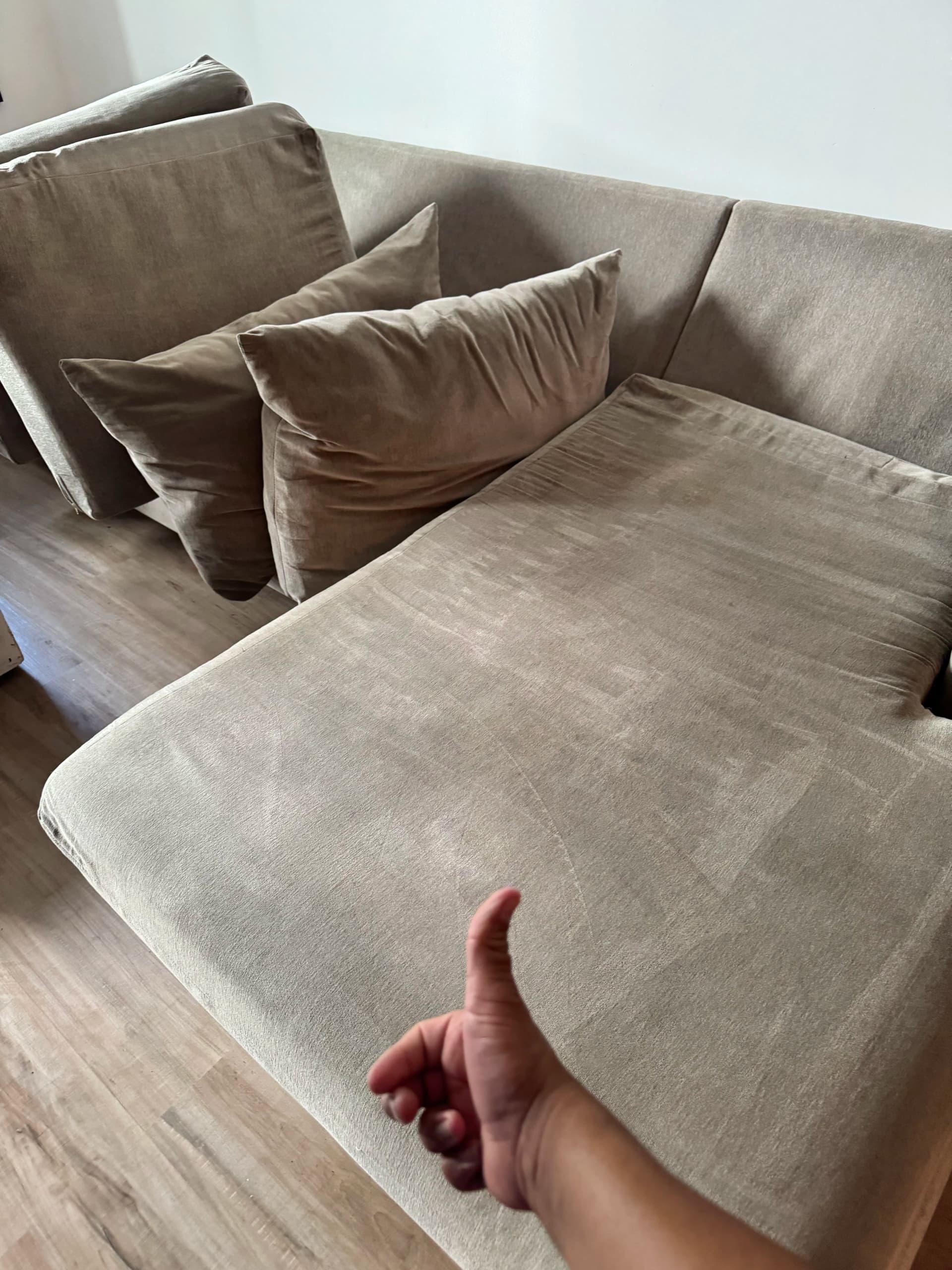 Gallery photos for Stained Los Angeles Sectional Gets a Full Upholstery Cleaning: Image #2