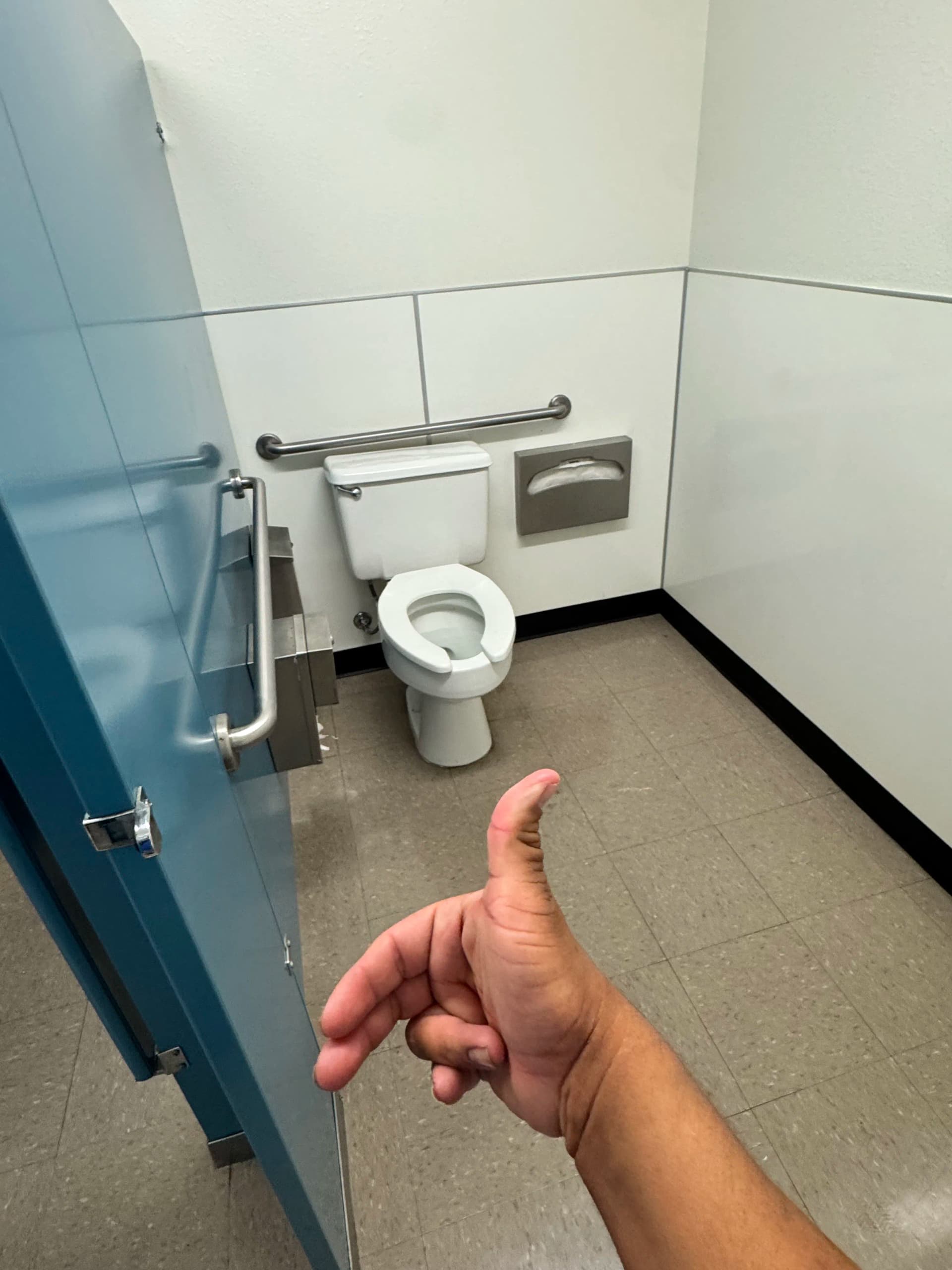 Gallery photos for Deep Cleaning a Commercial Facility in Pasadena: Image #7