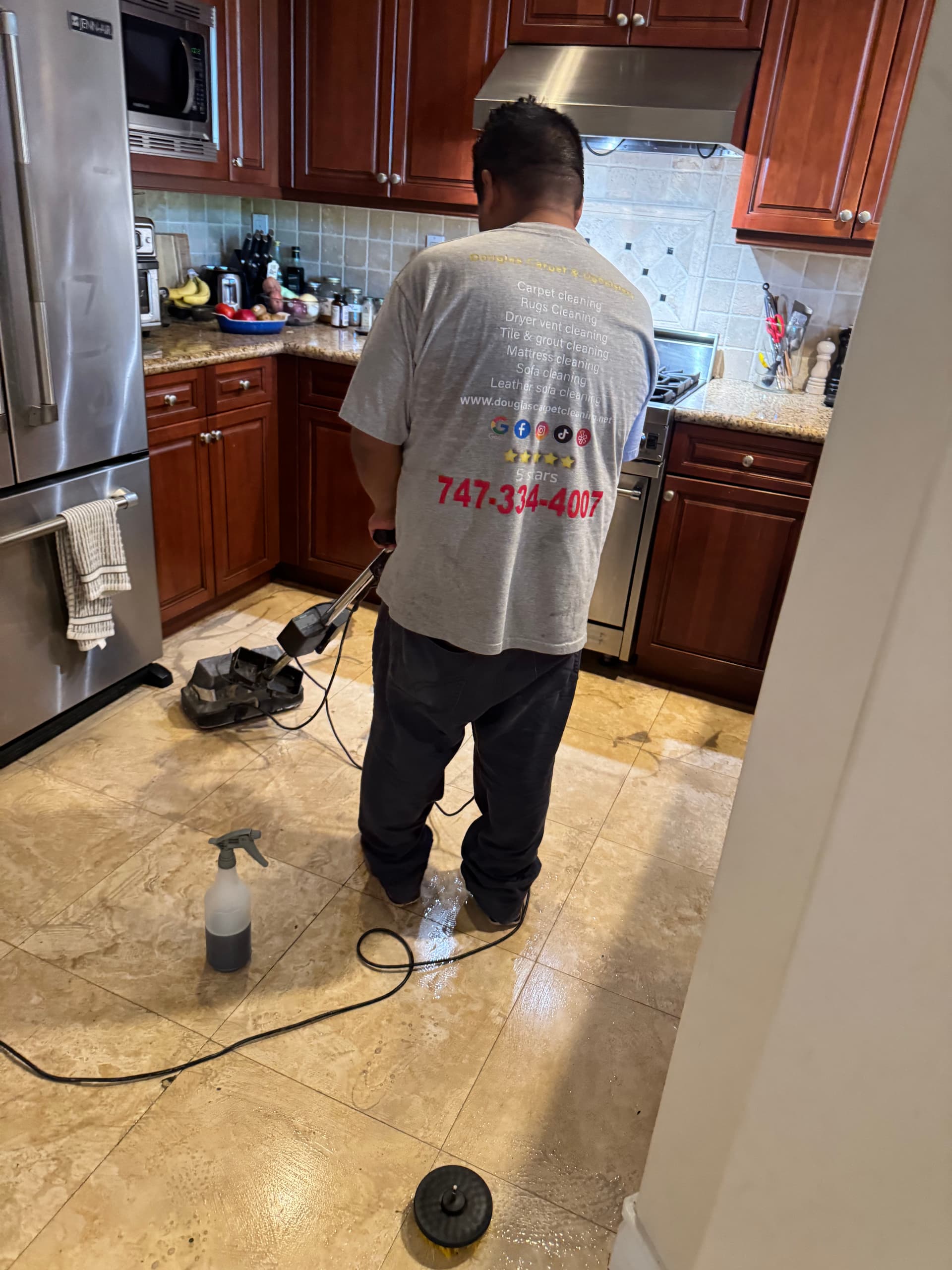 Gallery photos for Kitchen Tile and Grout Cleaning in Thousand Oaks: Image #2