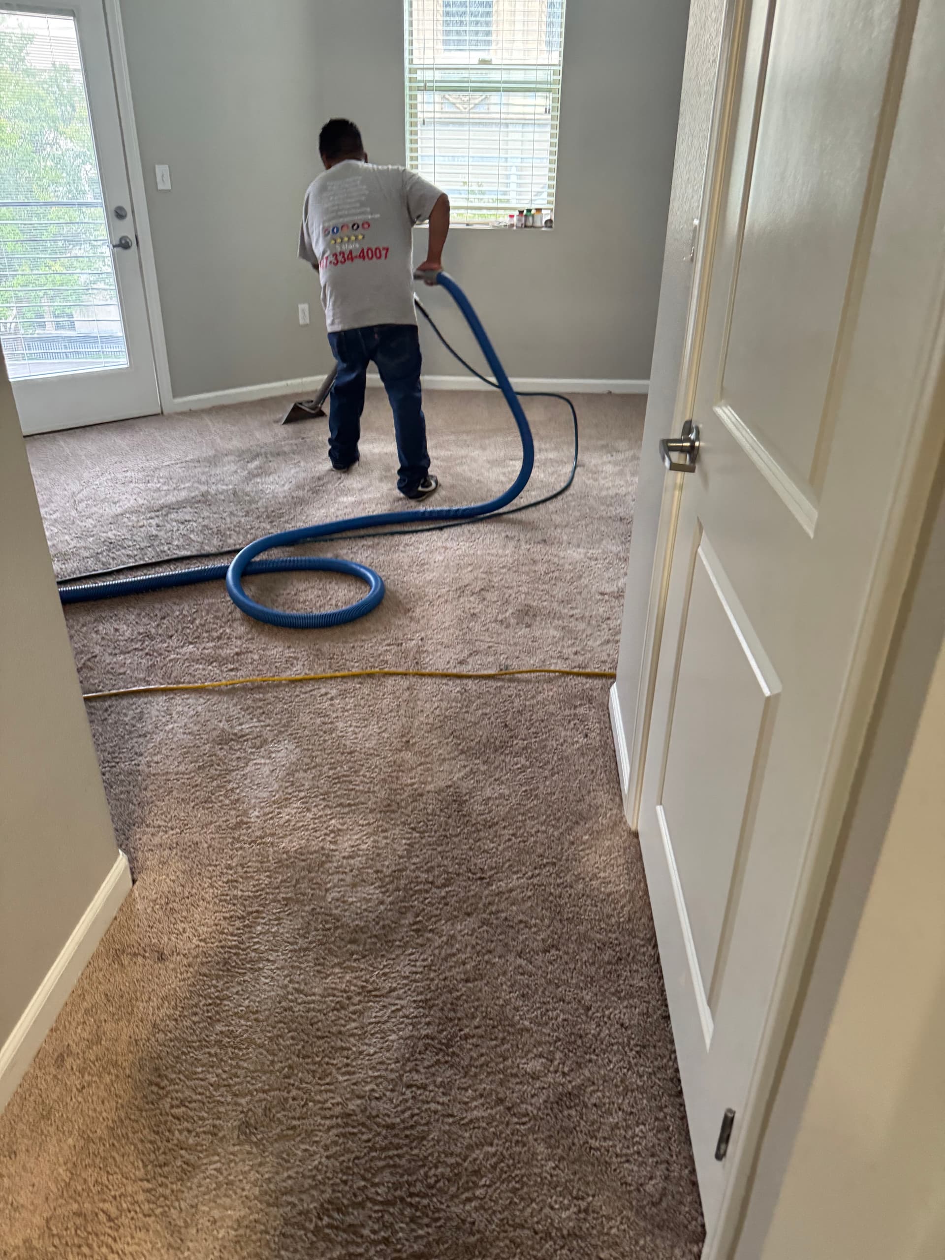 Gallery photos for Carpet Cleaning Job Done Right in Simi Valley: Image #1