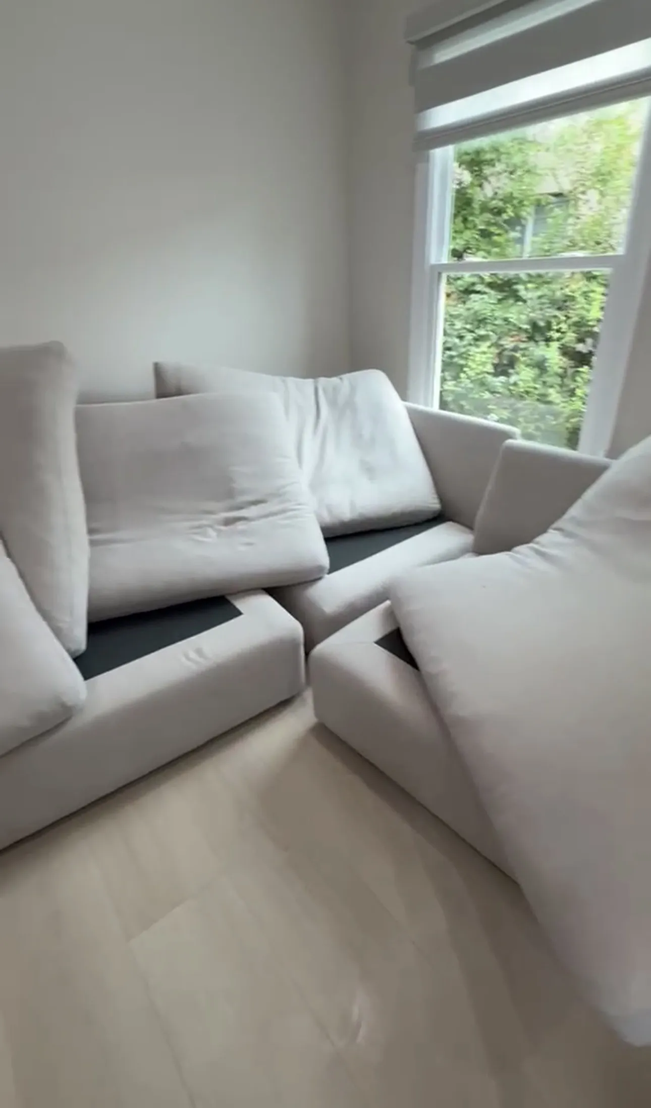 Gallery photos for Sofa Cleaning That Makes Your Whole Room Feel Fresh Again in Glendale: Image #3