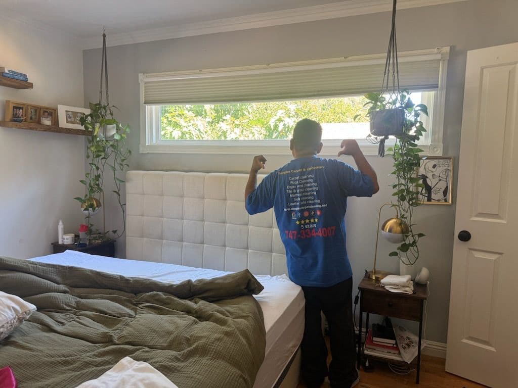 Sherwood Forest Headboard Cleaning Service image