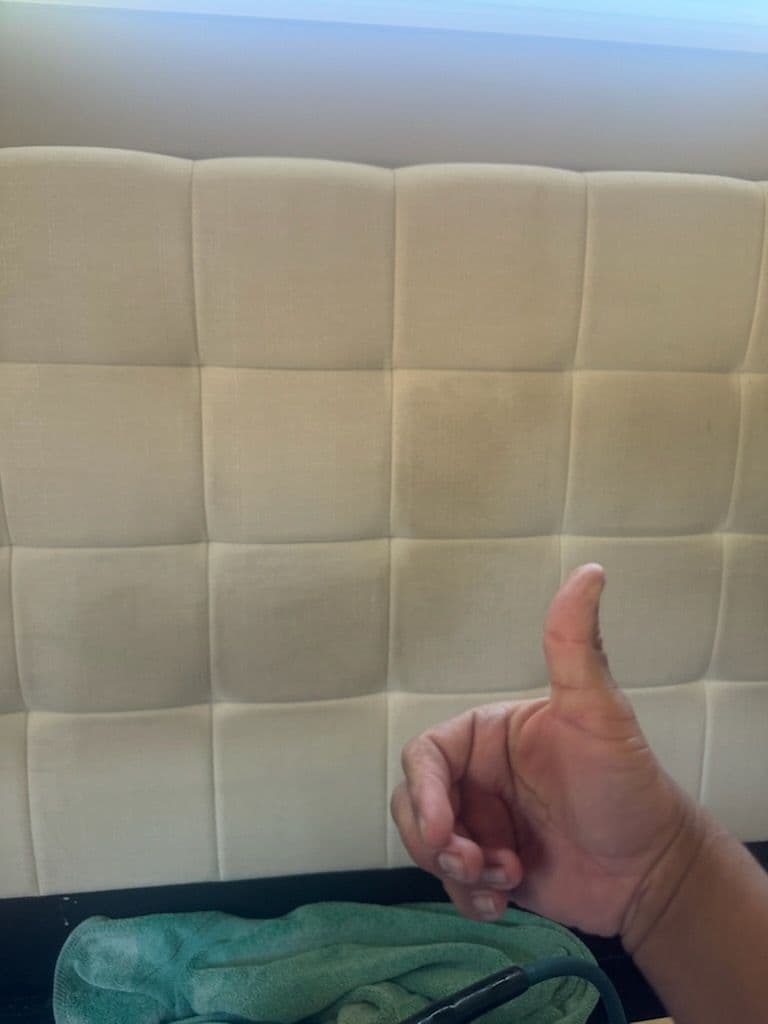 Gallery photos for Sherwood Forest Headboard Cleaning Service: Image #3