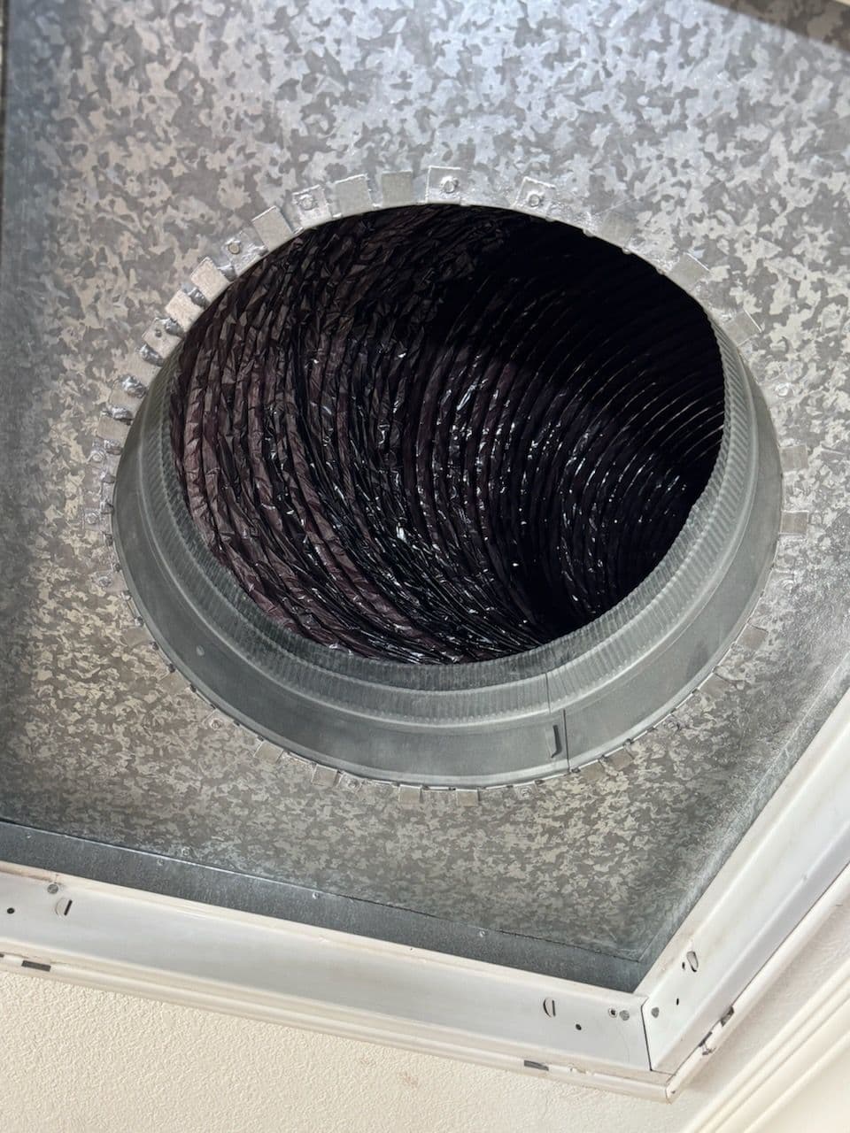 Healthier Living with Expert Air Duct Cleaning image