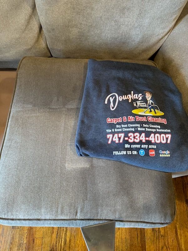 Gallery photos for Sofa Cleaning in Van Nuys Makes a Noticeable Difference: Image #3