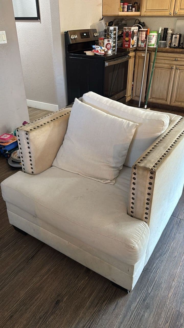 Gallery photos for Revitalize Your Sofa and Chair in Pasadena with Our Expert Cleaning: Image #1