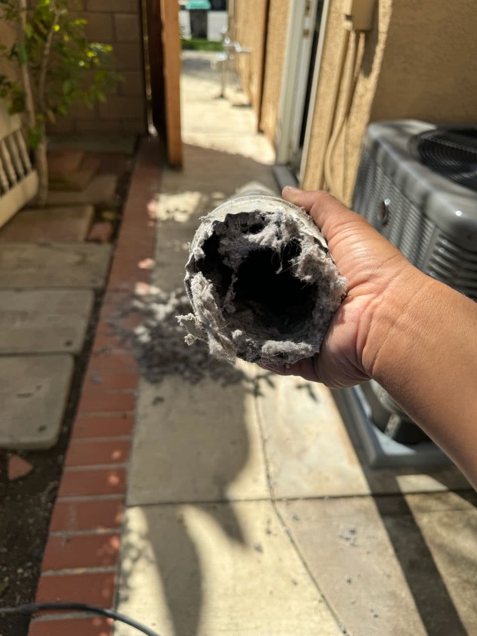 Lint-Free Ducts Enhance Home Safety in Beverly Hills
