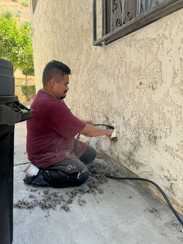 Gallery photos for Effective Dryer Vent Cleaning in Beverly Hills: Image #2