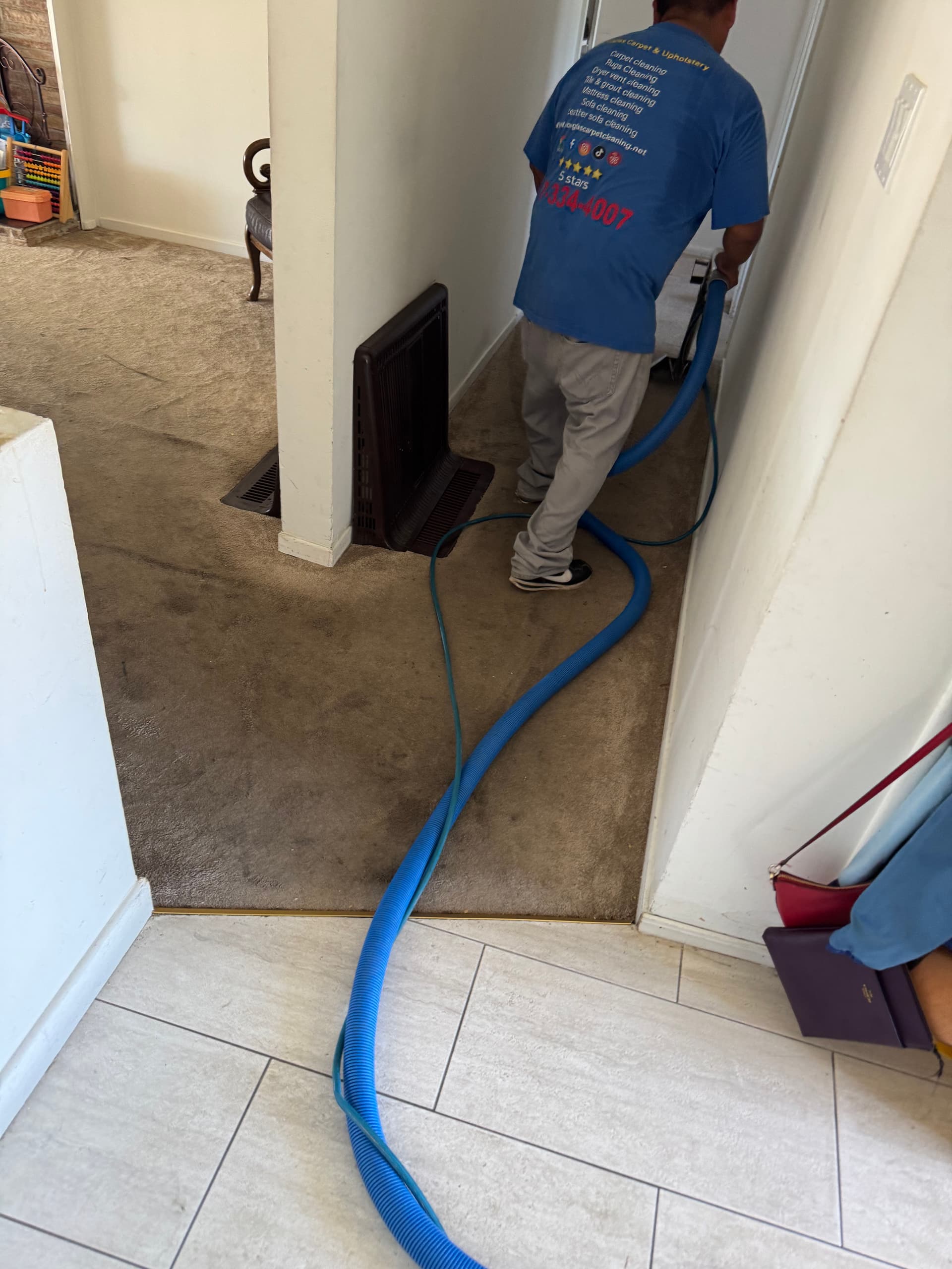Gallery photos for Deep Carpet Cleaning Done Right in Beverly Hills: Image #1