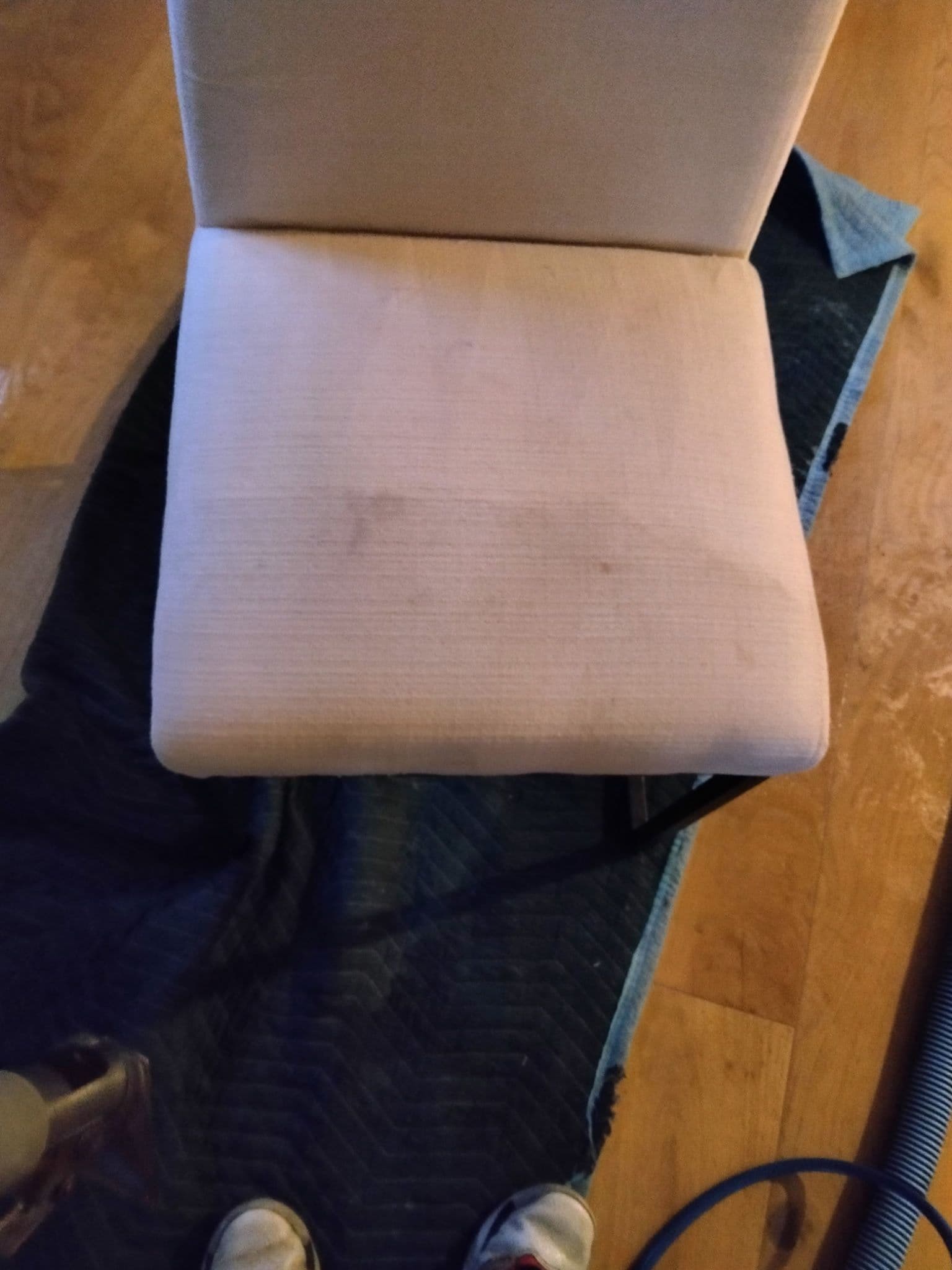 Gallery photos for Stained White Chair Gets a Deep Clean in Van Nuys: Image #1