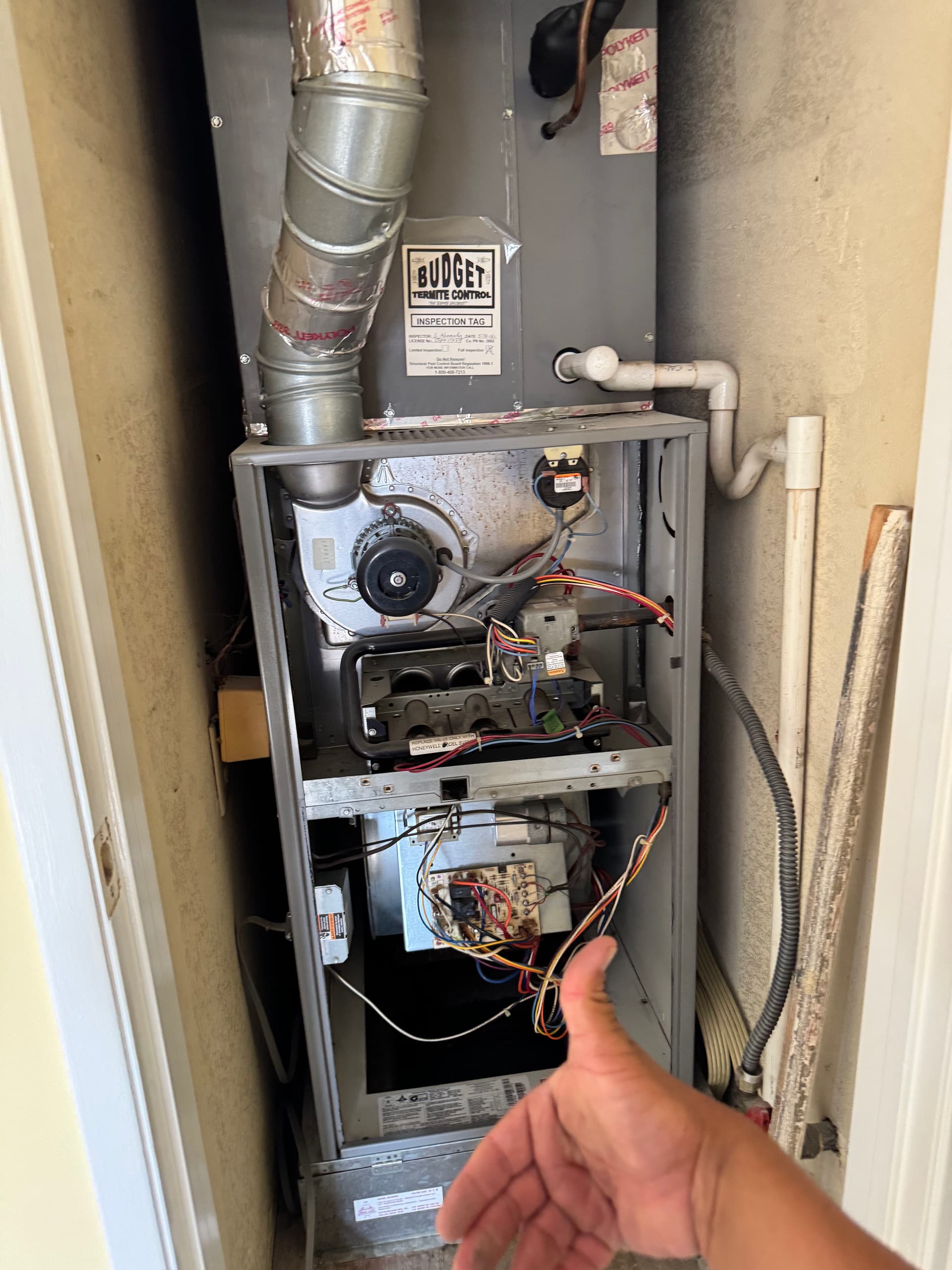 Gallery photos for Air Duct Cleaning Done Right in Beverly Hills: Image #1