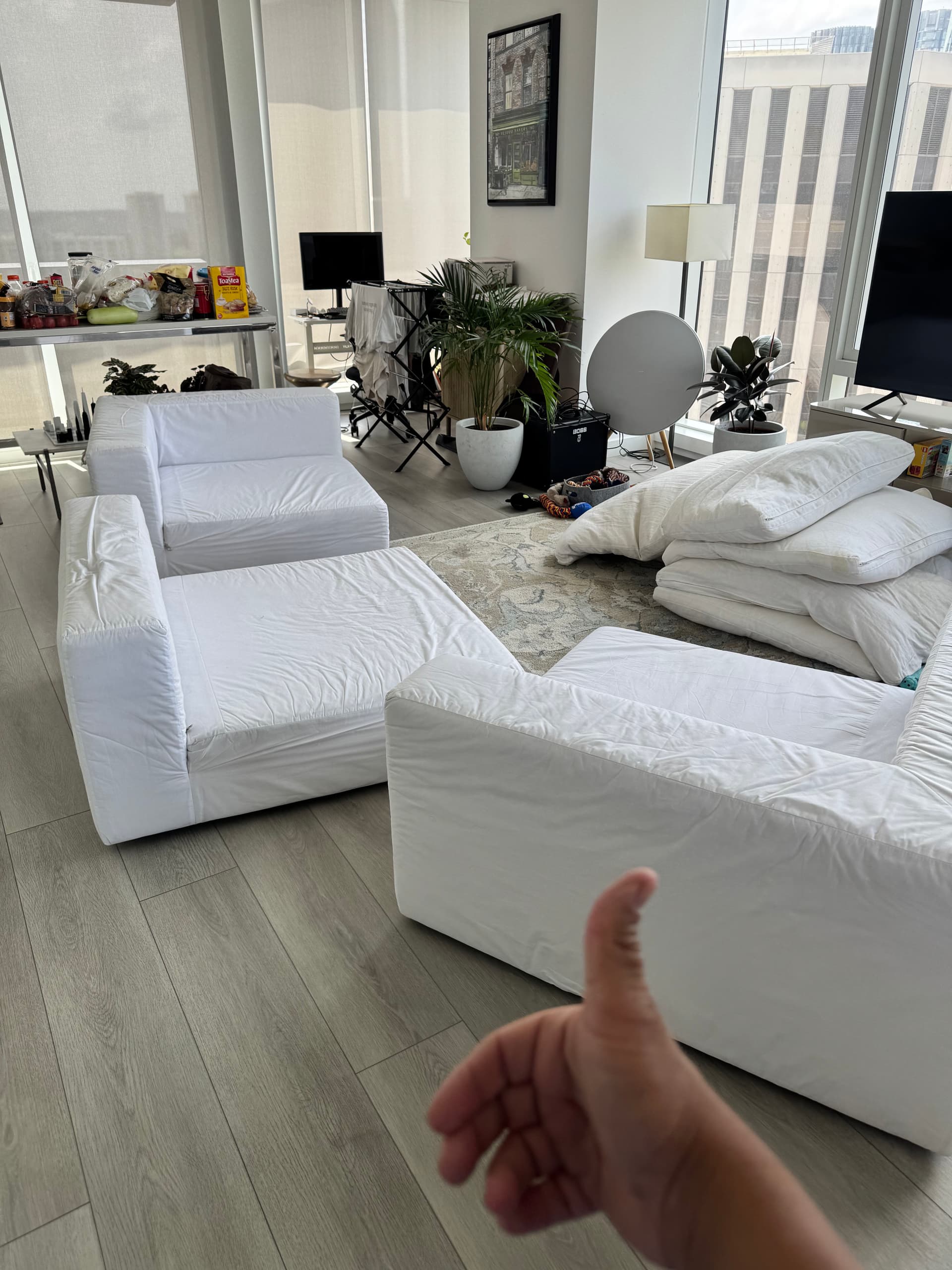 Gallery photos for Chair and Sofa Upholstery Cleaning in Beverly Hills: Image #3