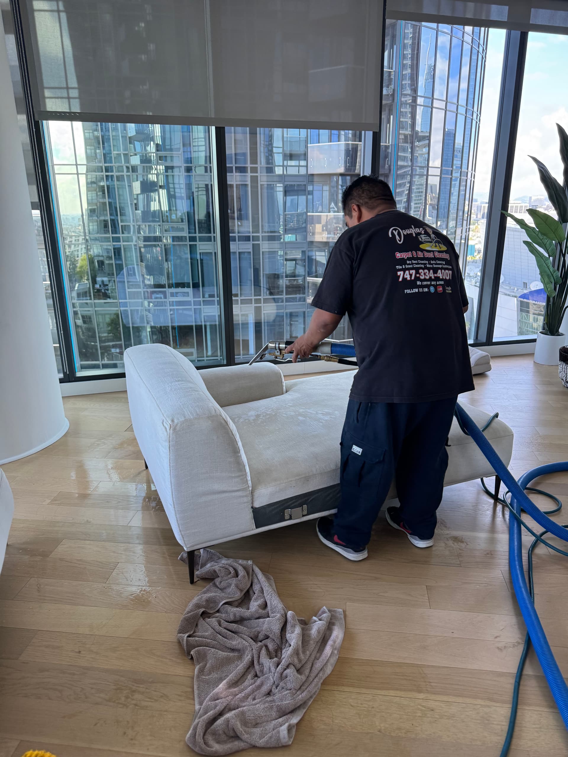 Gallery photos for White Sofa Cleaning in a Beverly Hills High-Rise: Image #2